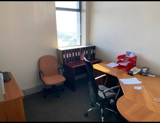 267M² OFFICE FOR SALE IN UMHLANGA RIDGE